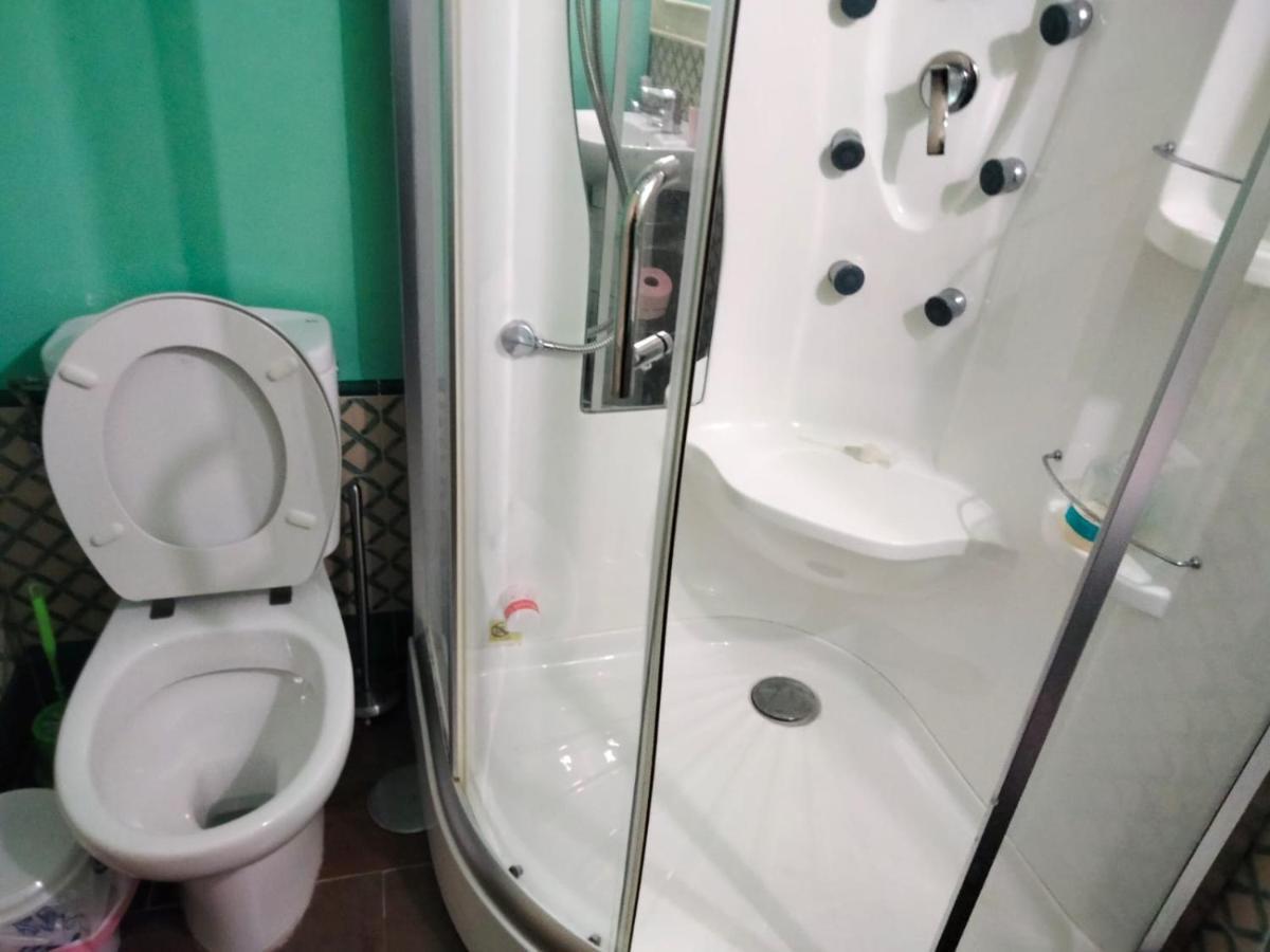 Apartamento En Pleno Centro De Marchena 3 Dormitorios 3 Banos Privados Exterior foto