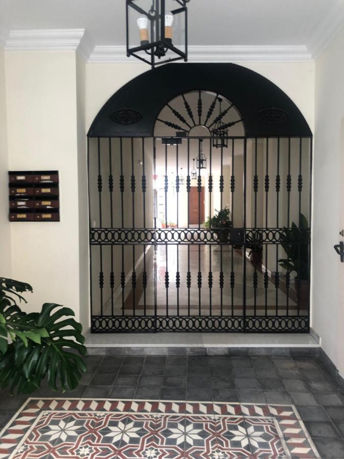 Apartamento En Pleno Centro De Marchena 3 Dormitorios 3 Banos Privados Exterior foto